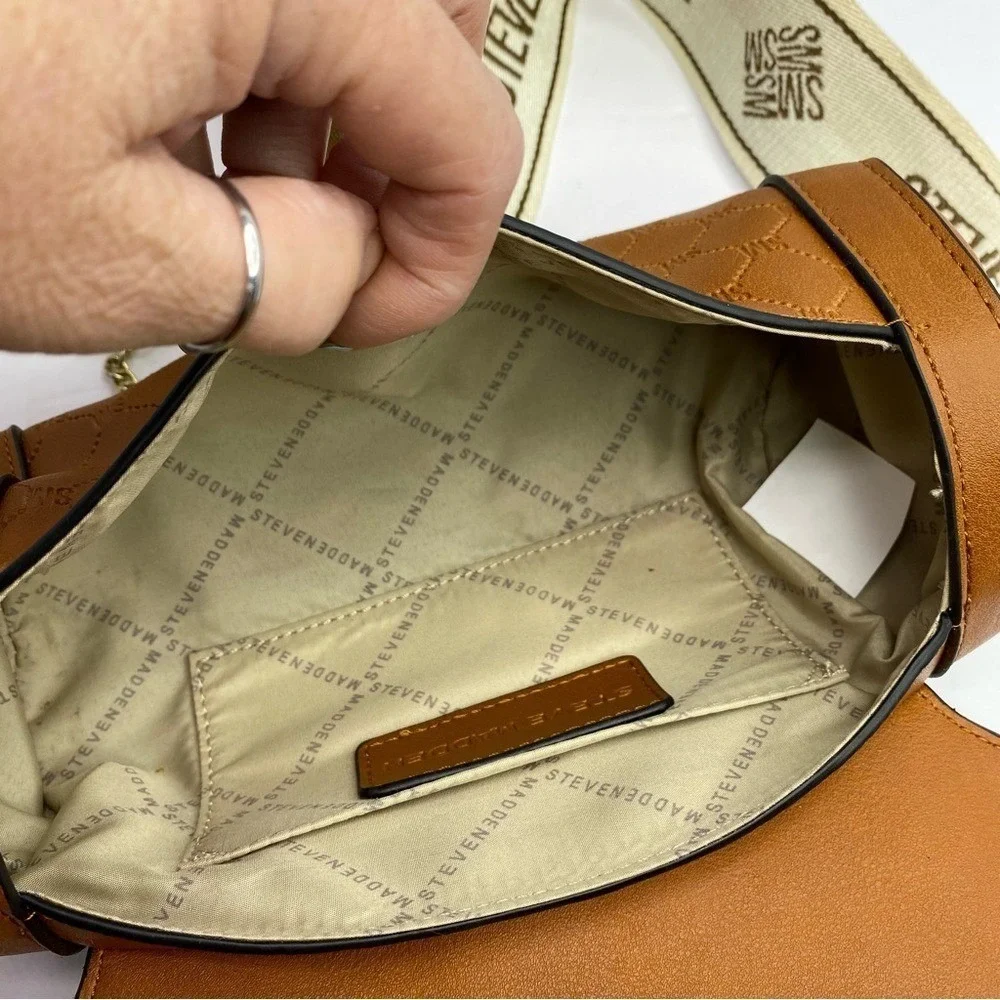 Steve Madden Brown Crossbody Bag with Accessories - Picture 6 of 6